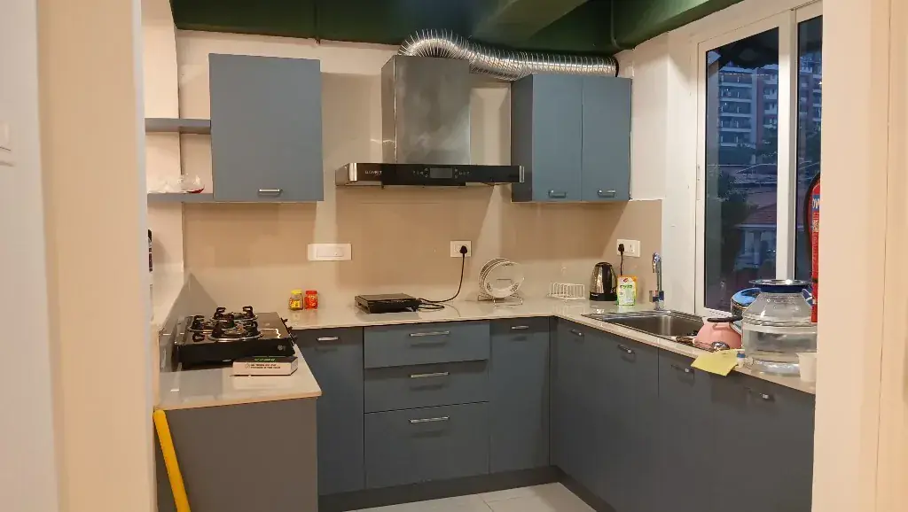 Fully fitted studio kitchen used for cooking and hands-on learning at ULTRA_school